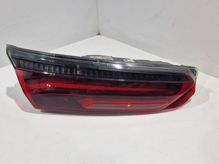 63217445778 Lampa stop LED dreapta, pe capota portbagaj - BMW Seria 8 G14 G15 G16 F91 F92 F93 M8 [1]