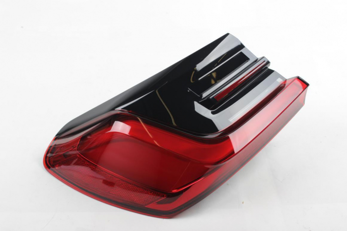 63217481198 LAMPA STOP DR PE ARIPA BMW SERIA 7 G11 G12 LCI [1]