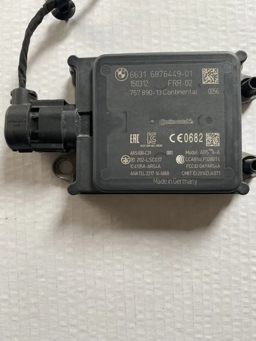 ACC / senzor distronic BMW 5 G30 G31 G32 seria 7 G11 G12 X3 G01 G02 O.E. [2]