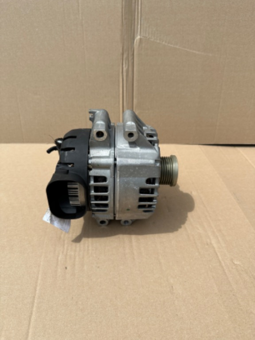 Alternator BMW seria 5 G30 M5 seria 8 F91 F92 F93 [1]