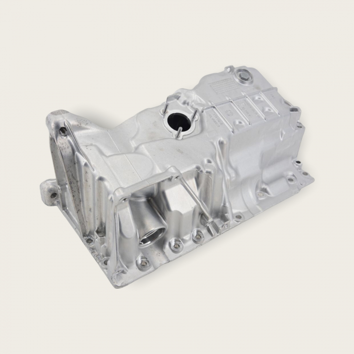 BAIE ULEI MOTOR O.E. 11138580124 - BMW SERIA 3 G20 G21 G28 , SERIA 5 G30 G31 G38 , SERIA 7 G12 , X3 G01 G08 , X4 G02 , X5 G05 , X6 G06 [1]
