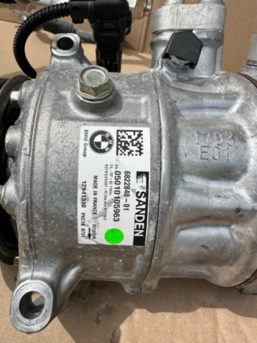 Compresor ac BMW G30 G31 G32 G11 G12 G14 g15 g05 g06 g07 [2]