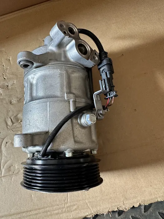 Compresor AC O.E. 64525a5c710 - BMW X1 F48 X2 F39 seria 2 F45 F46 F40 F60 [2]