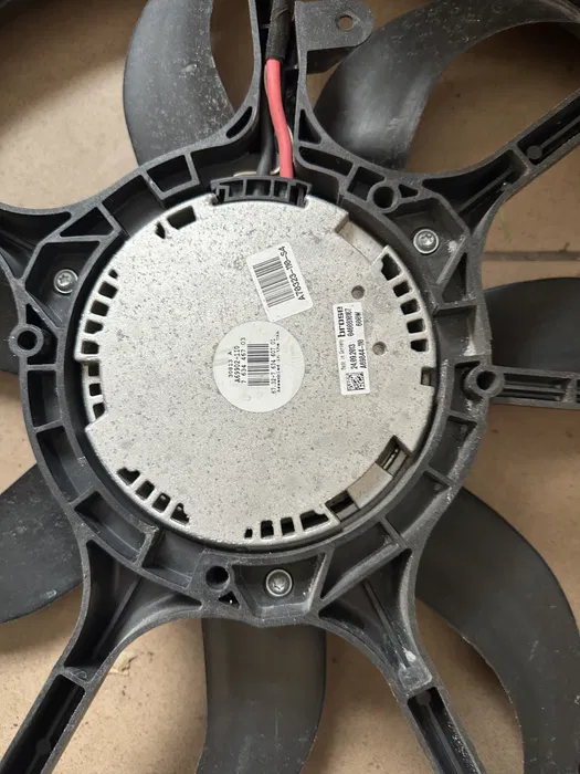 Electroventilator BMW X5 F15 X6 F16. Termocupla GMV [2]