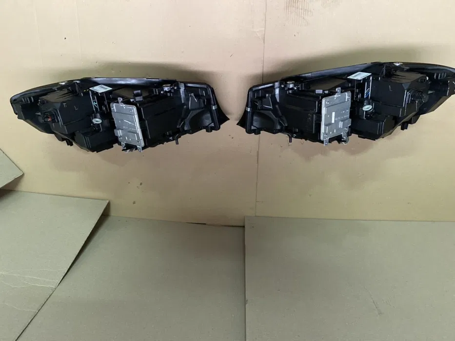 Far faruri COMPLETE BMW Seria 3 G20 G21 O.E. [2]