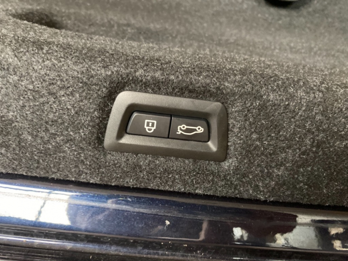 Haion capota portbagaj BMW seria 5 G30 [3]