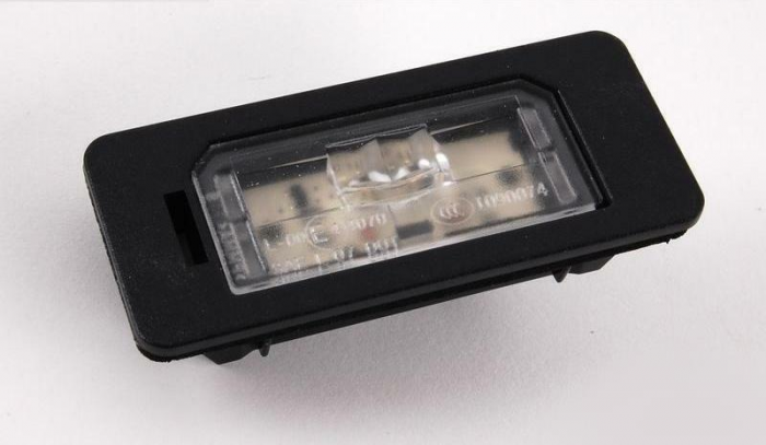 LAMPA NUMAR LED STG/DR O.E. 63267193293 - BMW Seria 1, Seria 2, Seria 3, Seria 4, Seria 5, X1, X3, X4, X5, X6, X7 [1]