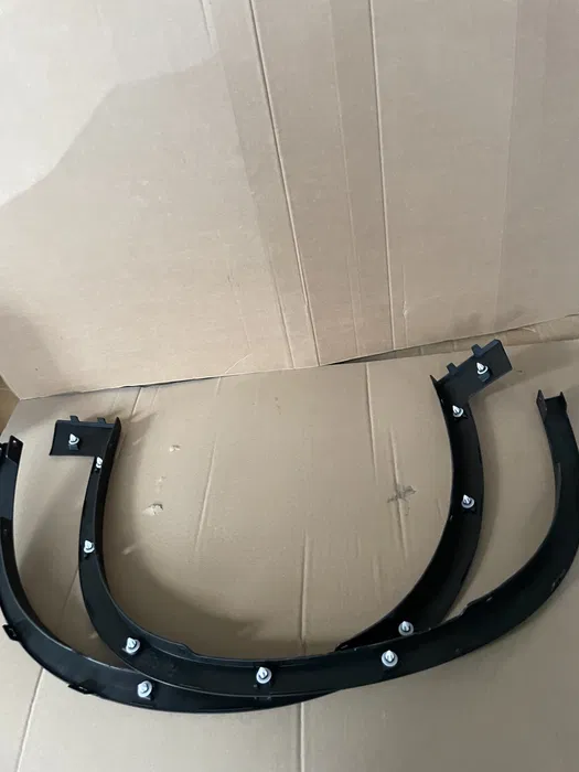 Overfender aripa BMW X1 F48 ornament aripa bara O.E. [2]