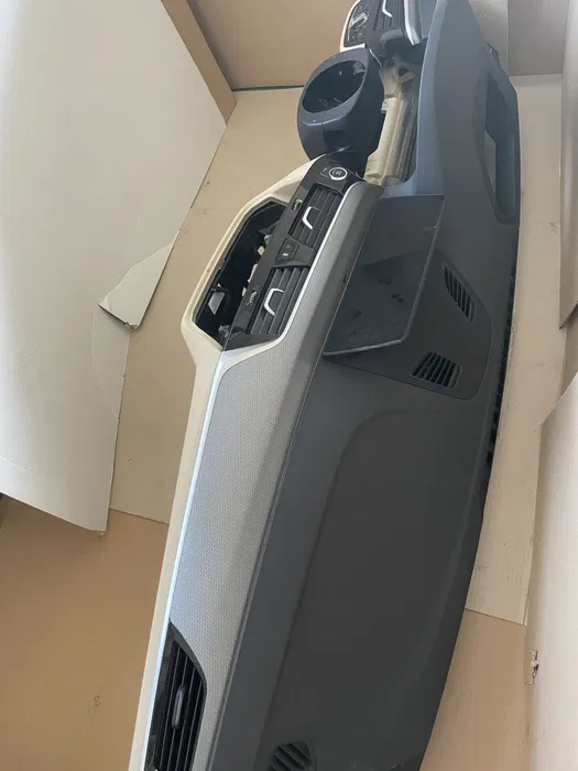 Plansa bord BMW seria 5 G30 G31 G38 O.E. [2]
