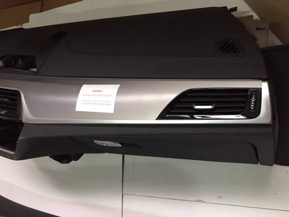 Plansa bord cotiera BMW seria 6 G32 Gran Tourer O.E. [2]
