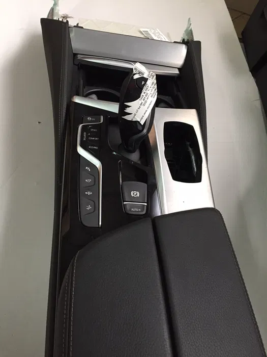 Plansa bord cotiera BMW seria 6 G32 Gran Tourer O.E. [3]