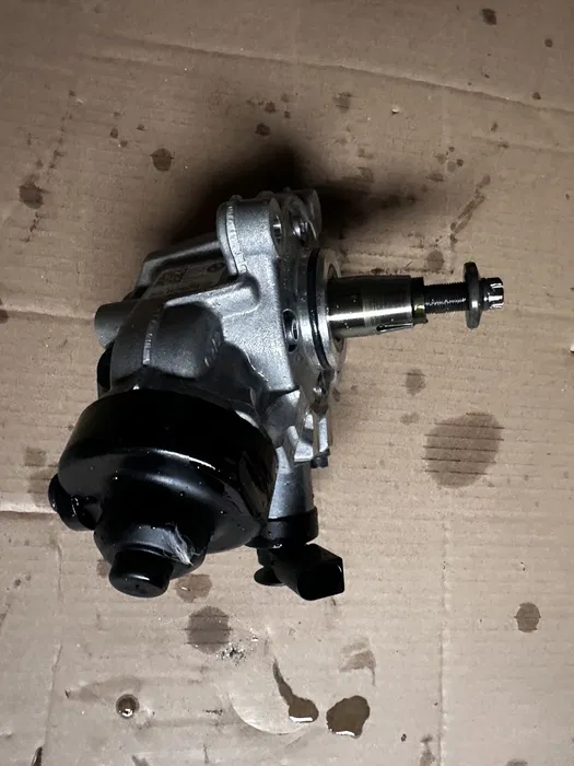Pompa inalta 8579230 motor B47D20B O.E. [4]