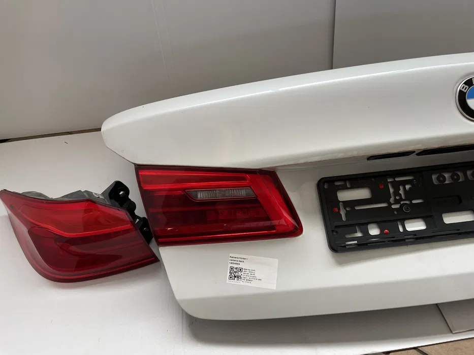 Portbagaj haion BMW seria 5 G30 capota stop camera stopuri O.E. [1]