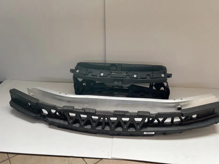 Tragar trager BMW seria 3 F30 F31 F32 F34 [1]