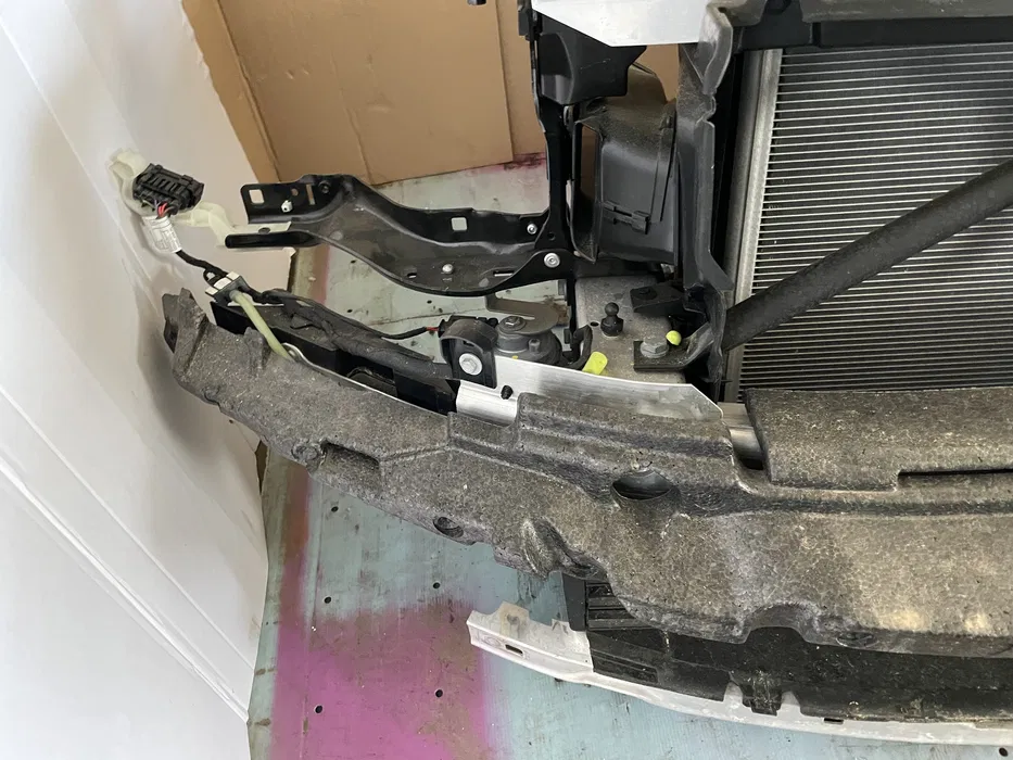 Tragar trager BMW seria 8 G14 G15 G16 radiator racire clima [2]