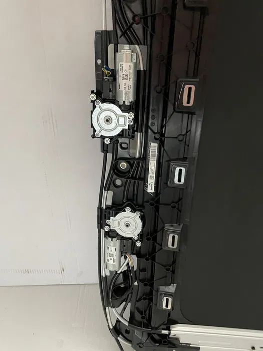 Trapa , panoramic BMW seria 1 F40 O.E. [1]