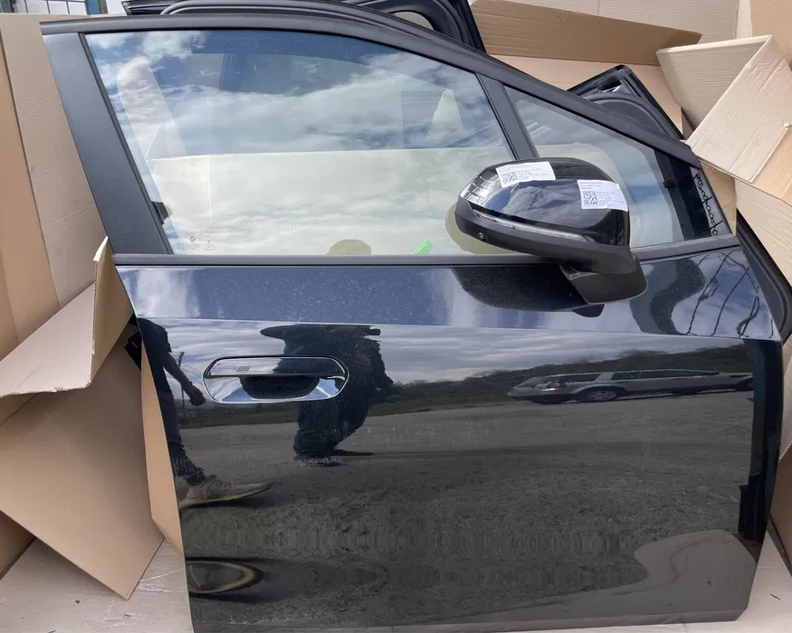 Usa aripa oglinda capota BMW SERIA 2 U06 O.E. [7]