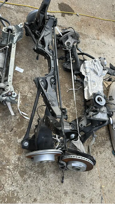 Usa aripa oglinda MINI clubman f54 suspensie caseta directie O.E. [2]