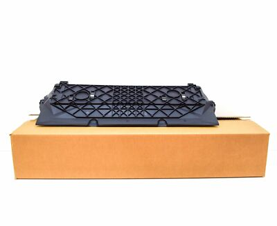 Radiatoare - 17117646138 A.M. CAPAC INFERIOR RADIATOR BMW X5 F15 X6 F16