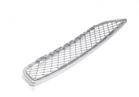 Elemente caroserie - 51117179851 GRILA CENTRALA INFERIOARA BARA FATA - ARGINTIE BMW X6 E71 E72