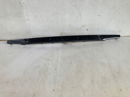 Elemente caroserie - 51118076419 ORNAMENT CENTRU BARA FATA M BMW SERIA 7 G11 G12 LCI
