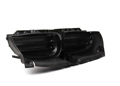 Elemente caroserie - 51717050537 DEFLECTOR AER IN SPATELE GRILELOR DE RADIATOR BMW SERIA 5 E60 E61