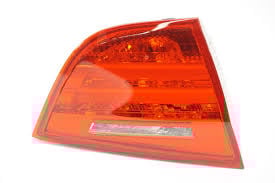 Lampa spate - 63217289428  STOP DR PE CAPOTA PORTBAGAJ BMW SERIA 3 E90 LCI