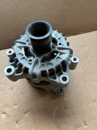Alternator BMW G20 G30 G11 G12 G01 G02 G05 G06 G07  12318571358 [1]