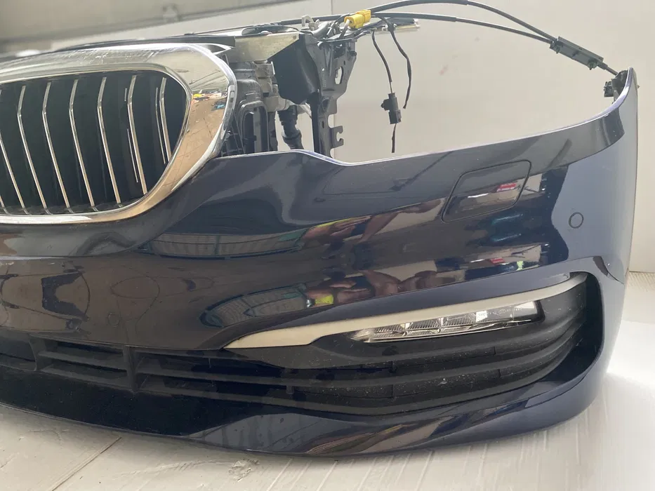 Bara BMW seria 5 G30 G31 trager panou fata O.E. [4]