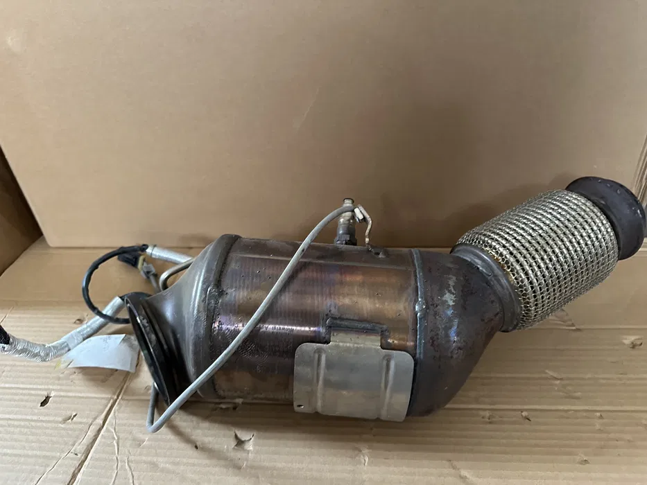 Catalizator O.E. 9488920 - BMW SERIA 5 G30 G31 [1]