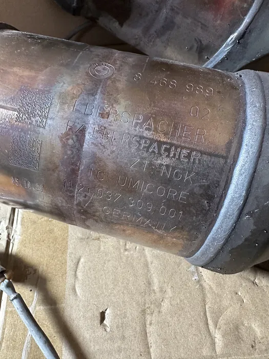 Catalizator pentru BMW seria 3 G20 G21 5 G30 7 G11 G12 X3 X4 [3]