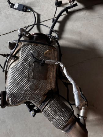 Filtru particule BMW SERIA 5,6,7,8 g30 g32 g11 g12 g05 g06 G07  8581880  8581883 [1]