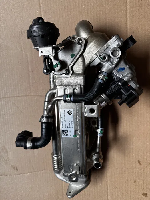 Racitor gaze egr 11718580452 BMW motor B47D20B O.E. [4]