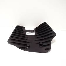 Scut motor - SCUT PROTECTIE BRATE DREAPTA SPATE O.E. 33306861144 - BMW SERIA 5 G30 F90 , SERIA 7 G11 G12 , SERIA 8 G14 G15