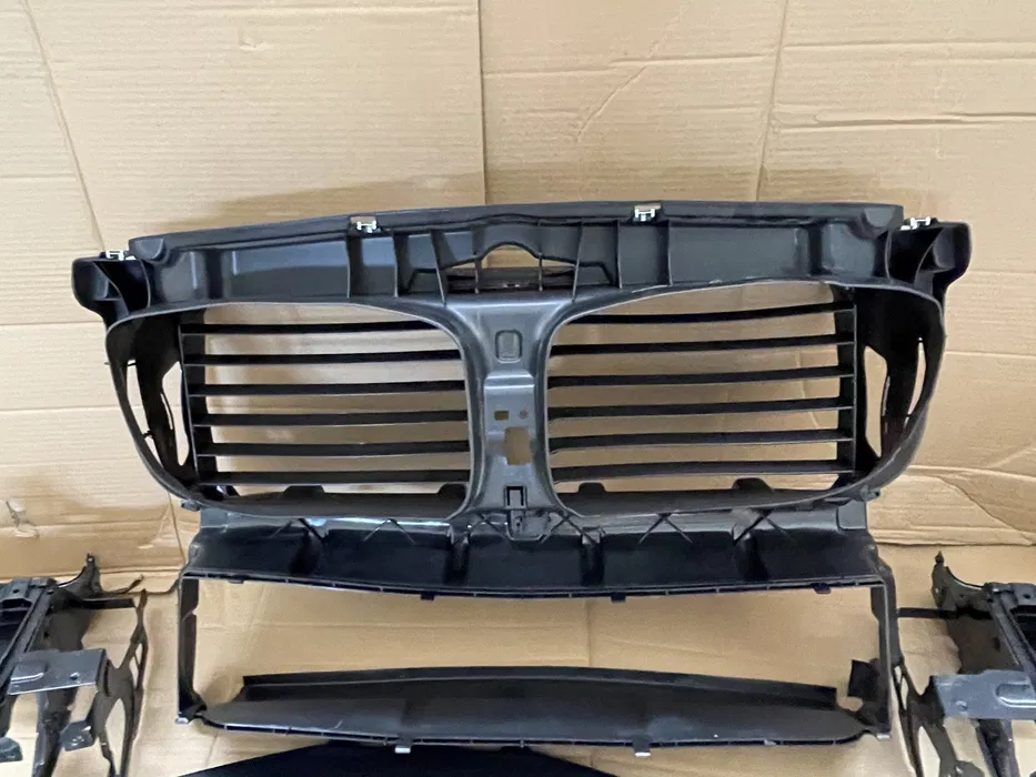 Deflector aer - Trager tragar BMW SERIA 5 GT F07 F06 armatura far deflector O.E.