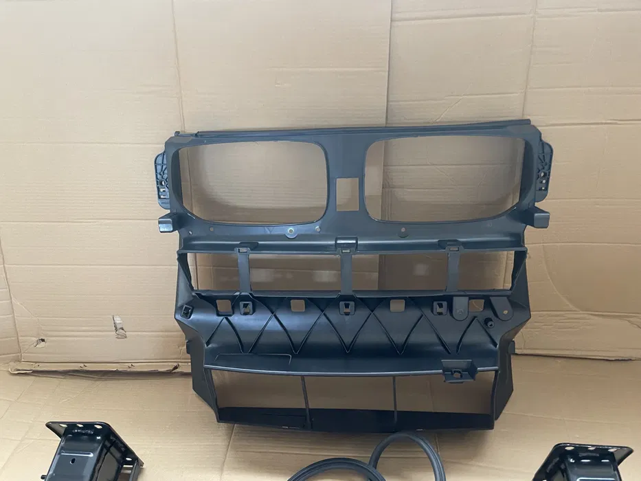 Deflector aer - Trager tragar BMW X5 E70 armatura panou fata O.E.