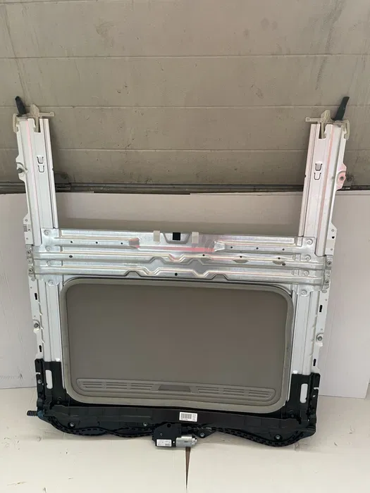 Trapa BMW seria 4 F32 F36 O.E. [2]