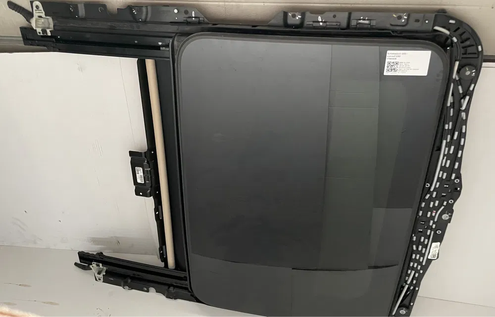 Plafon - Trapa panoramic BMW seria 3 G20 G21 sticla motoras tapiterie O.E.