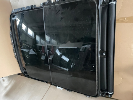 Trapa panoramica BMW seria 5 G31 [2]