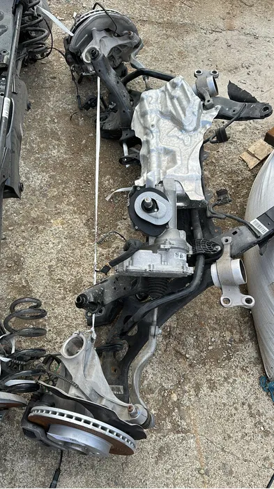 Usa fată - Usa aripa oglinda MINI clubman f54 suspensie caseta directie O.E.