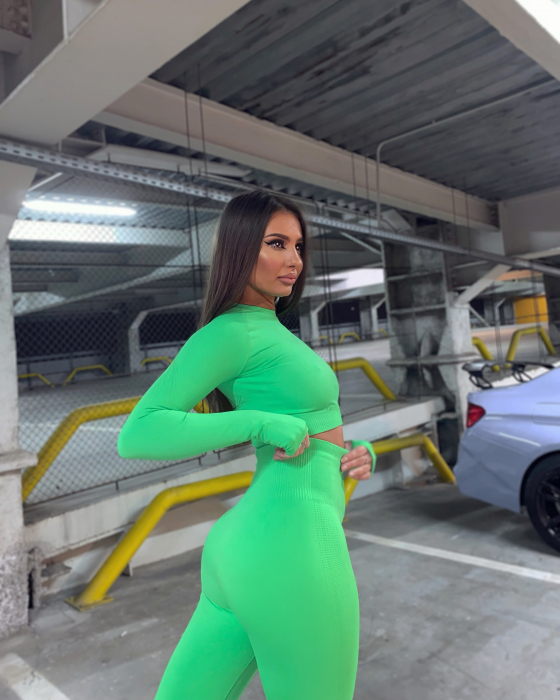Compleu Verde Neon Dama Electric Green Seamless Fara Cusaturi Modelator si Compresiv Pentru Fitness Sala Sport | BOMBFIT [8]