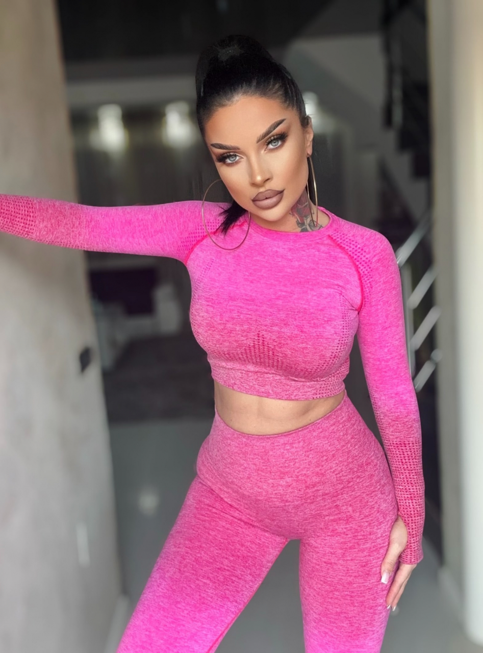 Compleu Roz cu Rosu Dama Push Up Strawberry Seamless Fara Cusaturi Modelator si Compresiv Pentru Fitness Sala Sport | BOMBFIT [5]