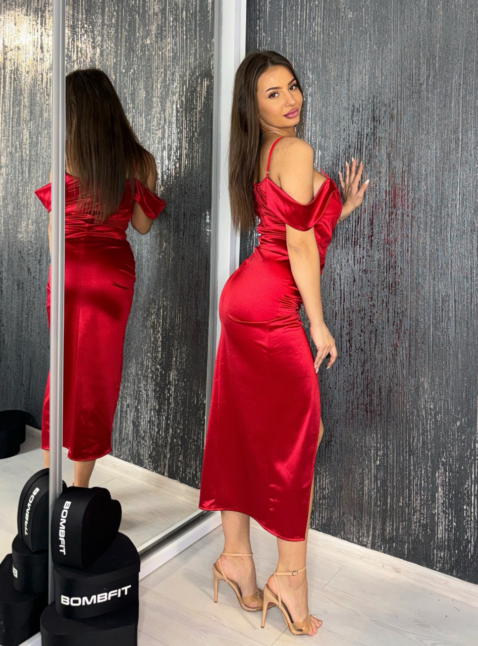 Rochie Sensual Red Long Dama Eleganta Rosie de Ocazie Cu Bretele Lasate pe Umeri Satin Lunga | BOMBFIT [4]