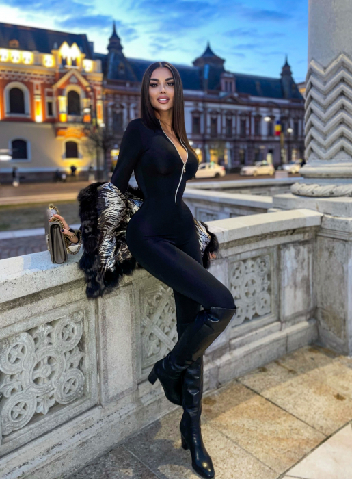 Salopeta Neagra Dama Lunga Modelatoare Compresiva cu Textura Mata Black Cat Anticelulitica Efect Push Up Eleganta Elastica | BOMBFIT [9]