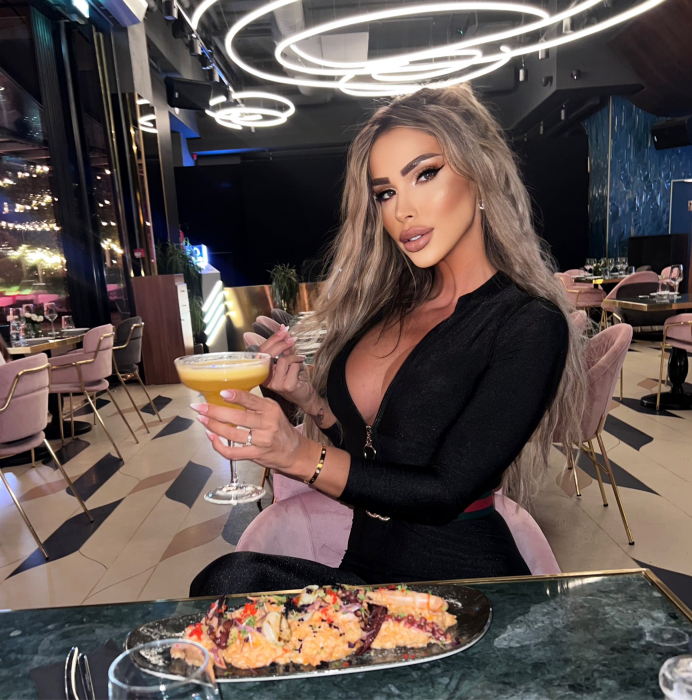 Salopeta Neagra Lucioasa Dama Lunga Zip Up Black Lycra Modelatoare Compresiva Anticelulitica Efect Push Up Eleganta Sport Elastica | BOMBFIT [3]