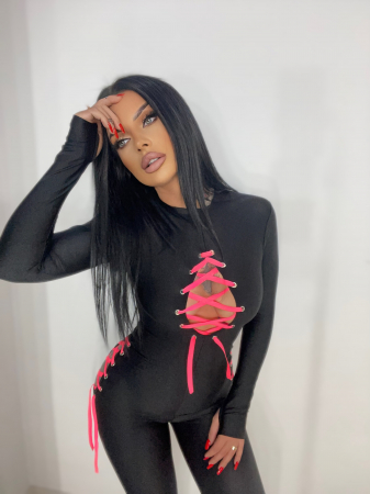 Salopeta Lucioasa Neagra Dama Lunga Decoltata cu Siret Roz Modelatoare si Compresiva Bandage Pink din Lycra | BOMBFIT [4]