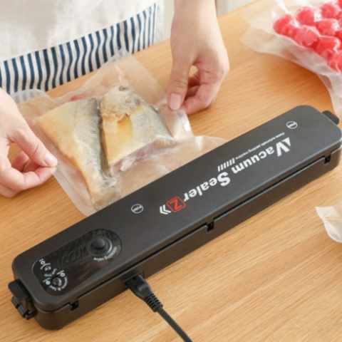 Aparat de vidat și sigilat cu 10 pungi incluse [5]