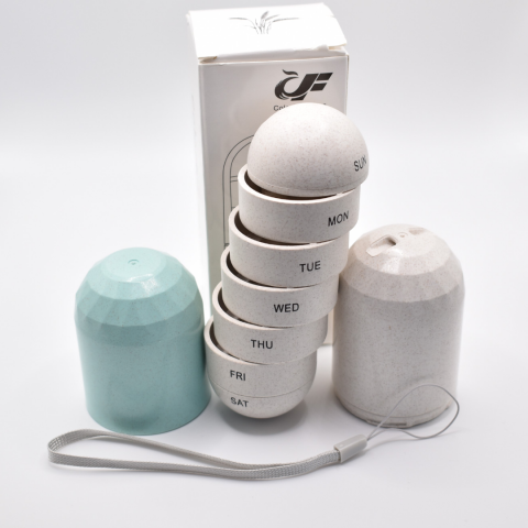 Cutie organizator medicamente, ideală pentru călătorii, cu 8 compartimente și agățătoare [8]