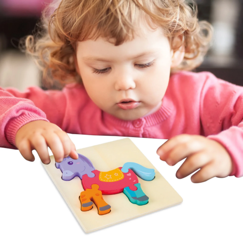 Puzzle cu 5 piese 3D, model căluț [1]