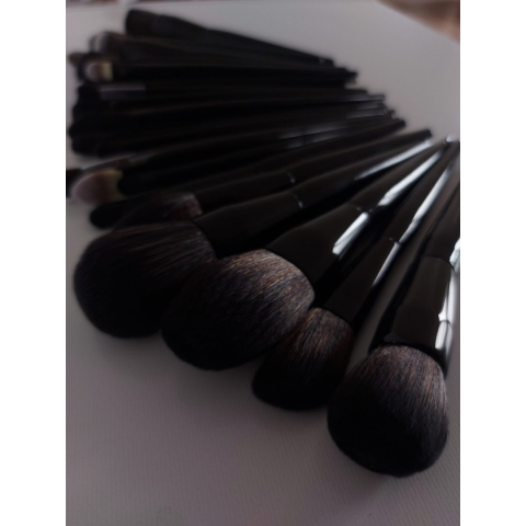 Set 40 pensule machiaj profesionale, mâner lemn, păr sintetic, Negru [3]